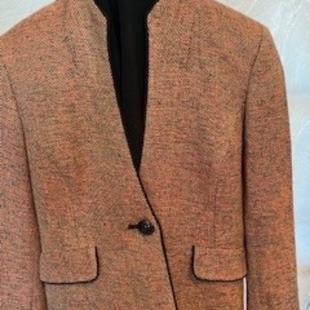 Jones New York black and orange tweed fabric jacket with black trim, size 4